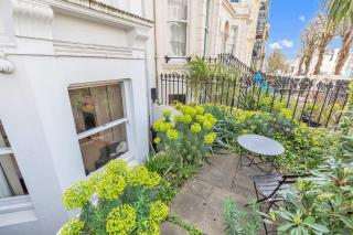 The Coastal Den By My Getaways - Brighton & Hove - 6