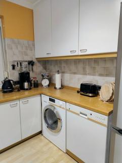 Casa Dami - Charmante Ferien- und Monteurwohnung in Flughafennähe - Hügelsheim - 1