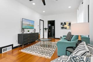 Pacific Cove 9 - Unique Pet-Friendly Bungalow - 8