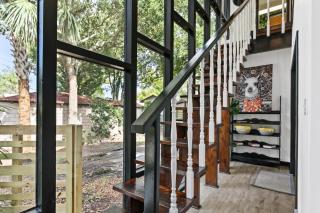 Pacific Cove 9 - Unique Pet-Friendly Bungalow - 3