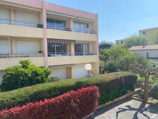 Appartement Fréjus - T3 - 2 chambres - 5 personnes - garage - clim - port à 300 m - Fréjus - 9