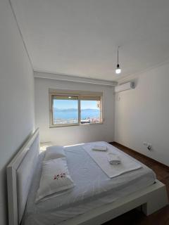 Sea and Sunny Views Penthouse - Saranda - 7
