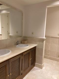Suite F down Incosol Rio Real Marbella - Marbella - 2