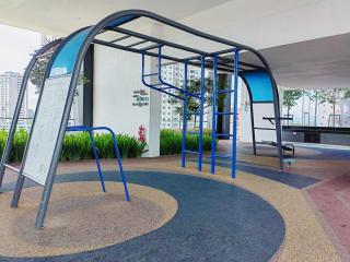 Urban Suites Jelutong Georgetown 2BR Leisure City Night View - 9