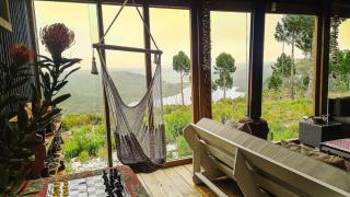 Plett Edge Mountain Cabin Off-Grid - 9