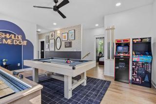 The Morrison - Karaoke Theater Backyard Oasis - Nashville - 9