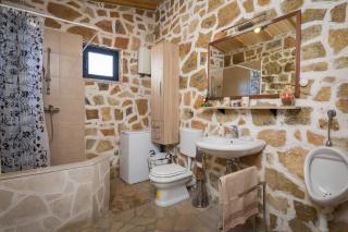 Ferienhaus in Žrnovnica mit Offenem Kamin - 1