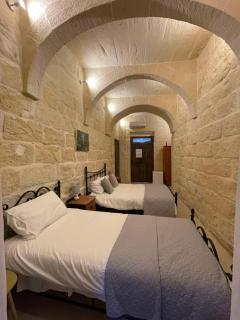 The Cloisters Bed And Breakfast - Xagħra - 9