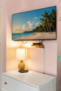 Steps to Beach and Boardwalk Pineapple Retreat - 2