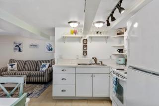 Steps to Beach Salisbury Shore House #1 AC - 1