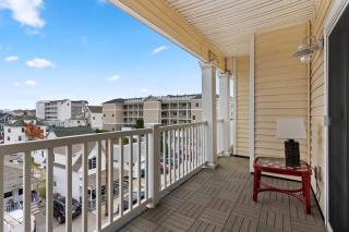 Private Balcony Steps to Beach K St Penthouse #6 - Hampton - 9