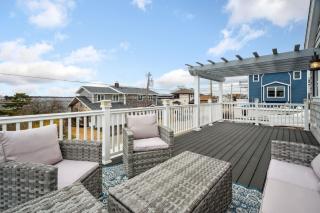 Basin Breeze Cottage AC Decks Water Views - Newburyport - 7