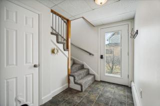 Basin Breeze Cottage AC Decks Water Views - 4