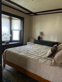 Private 1 bdrm 1bath with off street parking centrally located - 1