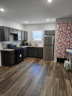 Beautiful Room 10D - 3