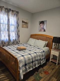 Beautiful Room 10D - Newark - 4