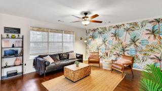 Beach & History Quiet Central & Dog-Friendly Home - Savannah - 0