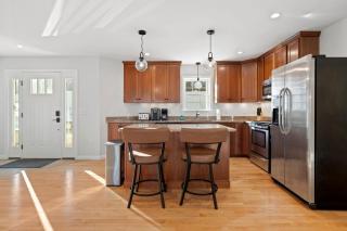 Winnisquam Landing Lakefront Firepit Deck - 2