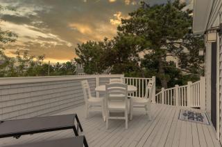 Seaside Serenity Steps to Beach Deck & Porch - Salisbury - 6