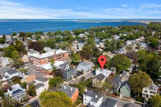 Downtown Historic and Elegant Condo Parking - 3