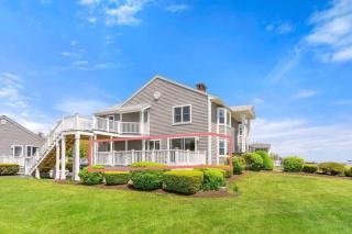 The 1A Escape Deck w Ocean Views Walk to Beach - Rye - 4