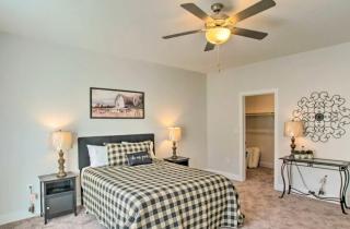 Modern Farmhouse Mesa Retreat - Mesa - 1