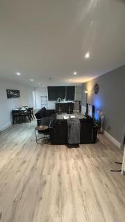 New Modern and Spacious 2BR In The Heart of Burnley with Free Private Parking - Burnley - 6
