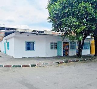 Mom's Apartment Family Business - 7