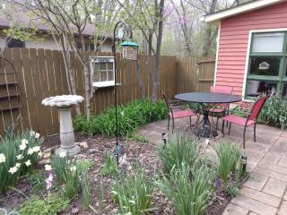 Betty Lous Garden - 5