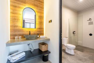 The R Dempo - Tranquil 2BR wtih Pool Close to Canggu - Buduk - 5