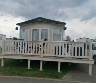 Luxury Caravan with Hot tub on Tattershall lakes - Lincoln - 8