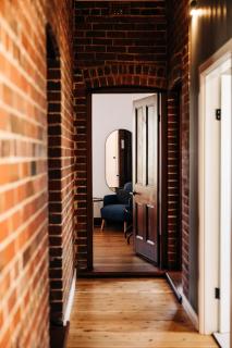 On Chapel St, The Royal Hotel Dalton - 6