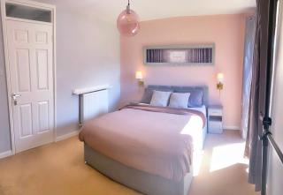 Garden view room in Middlefields - Addington - 7