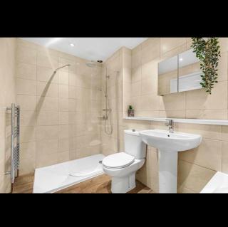 Garden view room in Middlefields - Addington - 3
