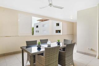 Stylish Apartment near Esplanade & City Centre - Cairns North - 1