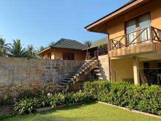Exclusive 10-Person Villa with Pool & land 6000m - Ban Huai Yai Muk - 1