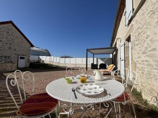 Gîte chaleureux avec jardin clos en Auvergne - FR-1-489-573 - Saint-Bonnet-de-Rochefort - 9