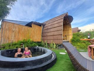 Tegal Bamboo cottages & private hot spring - Baturaja - 6