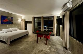 Very quiet - Isla Mujeres - 9