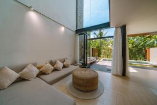 Villa RIZR: Industrial 3BR villa nearby Berawa Beach - Canggu - 6