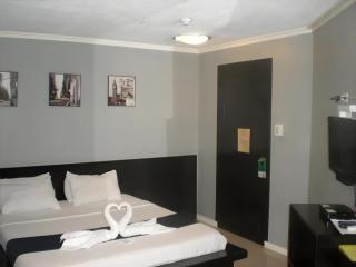 Richmond Plaza Hotel - Città di Cebu - 1