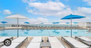 Beach Studio with City View - 6