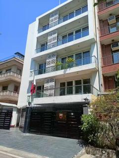 Ideal Hotel in posh Vasant Vihar BIG 1110 sq ft - Neu-Delhi - 3