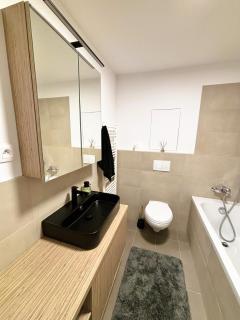Luxury Studio - 2 min from Airport - New build - Bratislava - 1