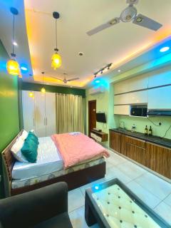 Atha luxury studio 2 - Noida - 9