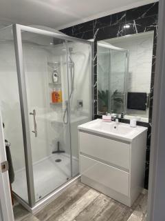 Campbell Unit - Cambridge - 2