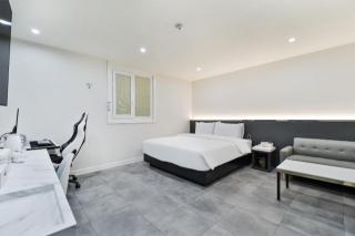 HOTEL WESTERN in Jaesong-dong, Busan - Busan - 8