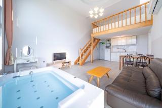 Gangneung Atirance Pool Villa & Spa Pension - Gangneung - 5