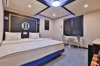 Busan Gangseo Sinhodong Business Hotel - Busan - 0