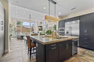 PGA Signature Luxury finishes and furnishings walk to ERNIES - La Quinta - 9